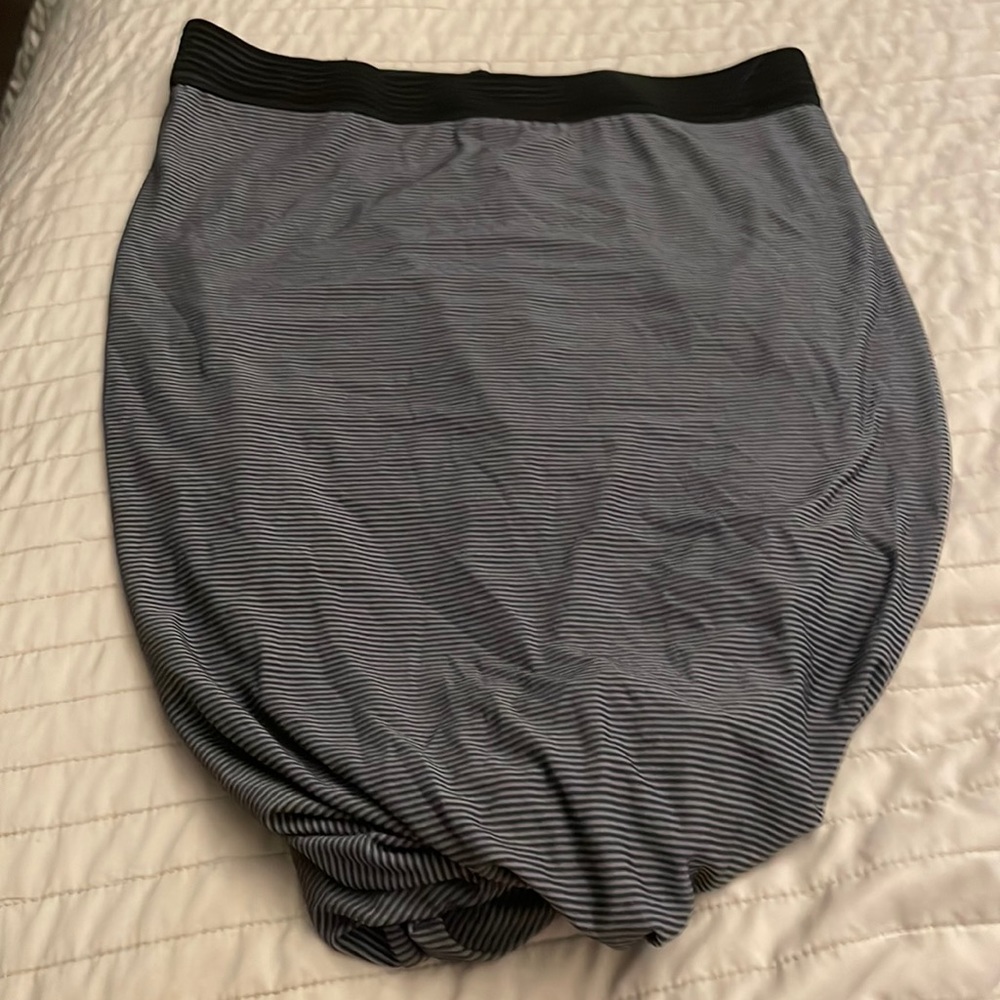 Alexander wang grey and black stripe skirt with gathering on the bottom small